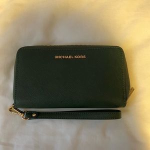 Michael Kors Wallet in Green Crossgrain leather